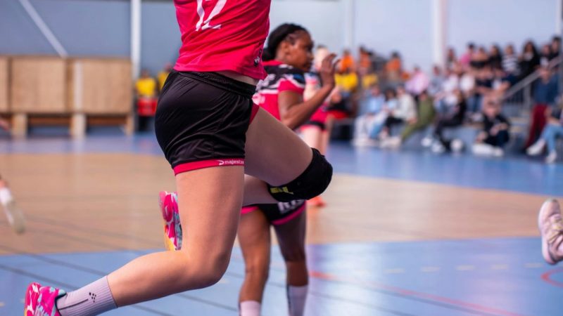 La lucha incansable de la mujer en el balonmano