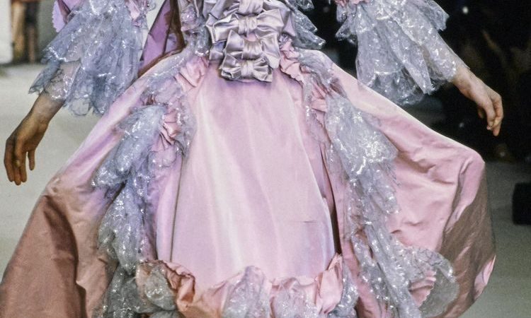 Repetir no es retroceder: La moda cíclica