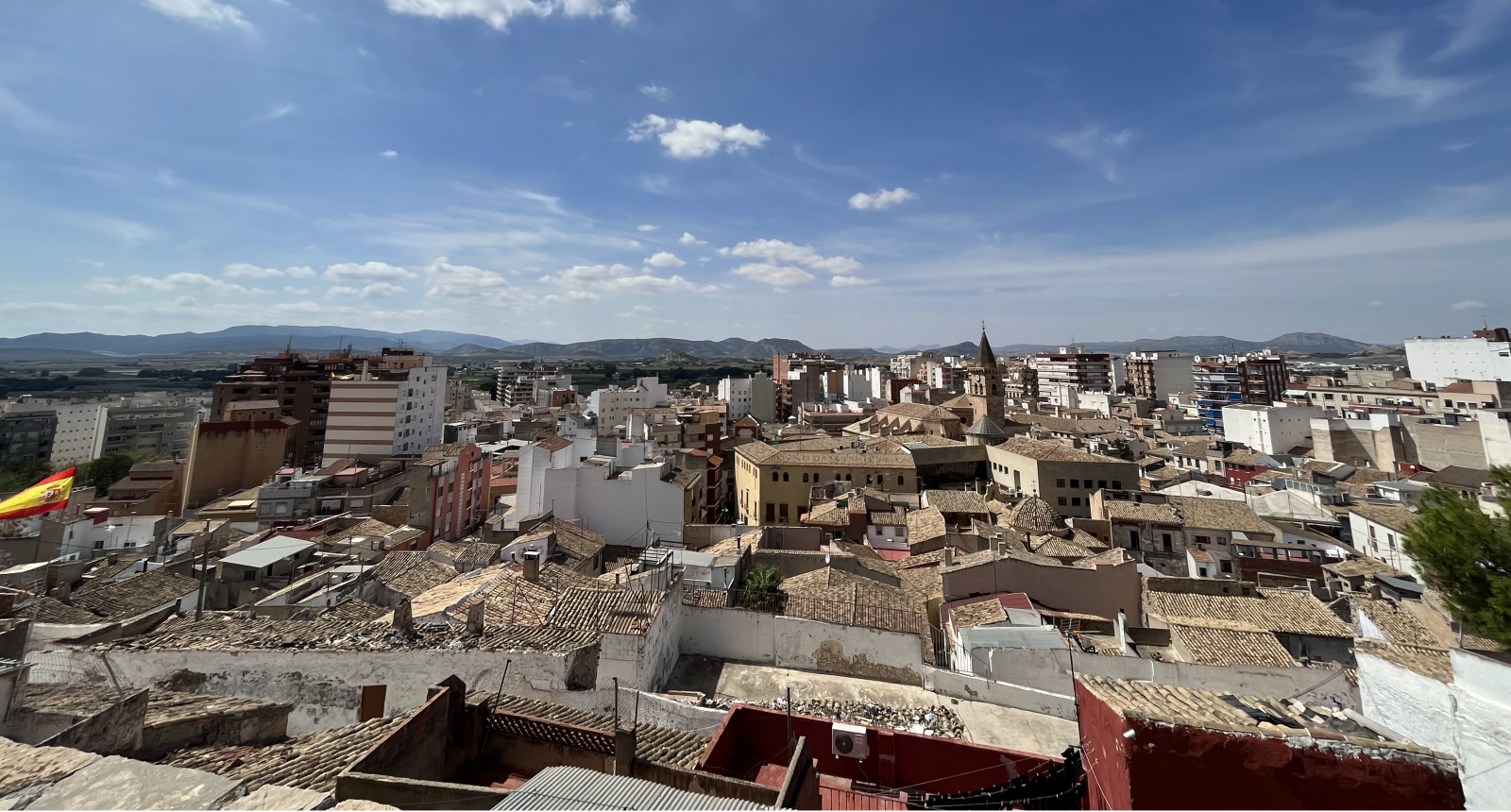 Estudiar viviendo lejos de la universidad, ¿un lujo?