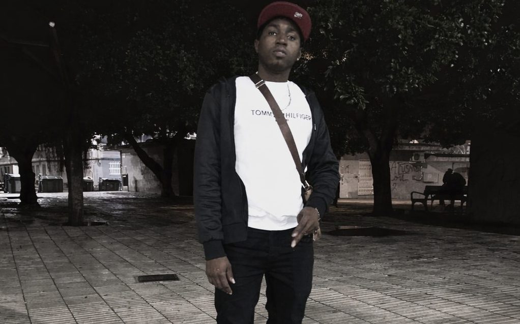 Mamadu Dialo, sintecho: “La vida es dura, pero sigo de pie”